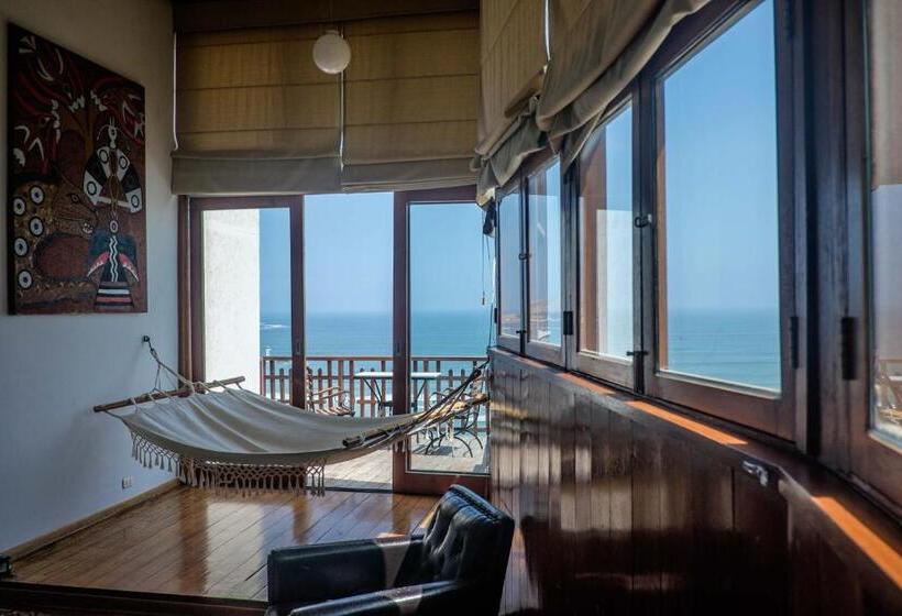 Люкс Deluxe Вид на Море, Second Home Peru