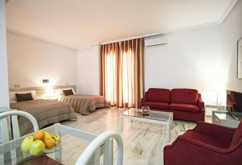 Студио Стандарт Вид на Бассейн, Hospedium Hotel Apartamentos Simón Verde