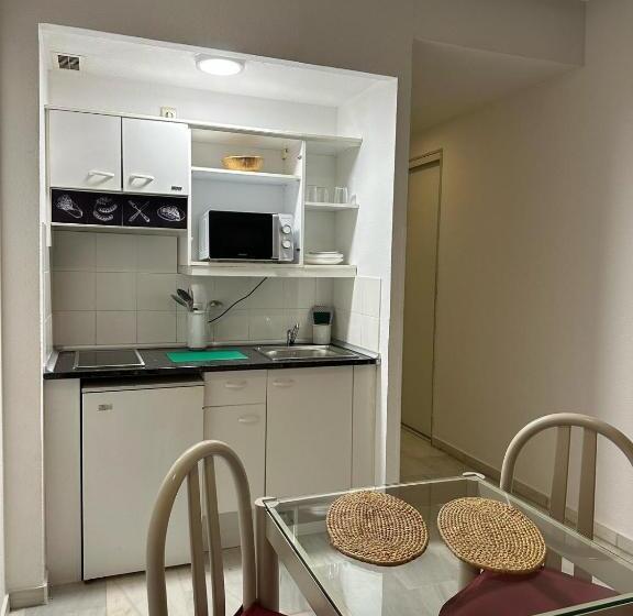 آپارتمان 1 خوابه با چشم‌انداز استخر, Hospedium Hotel Apartamentos Simón Verde