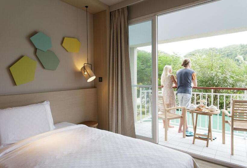اتاق پریمیوم یک تخته, Palau Royal Resort