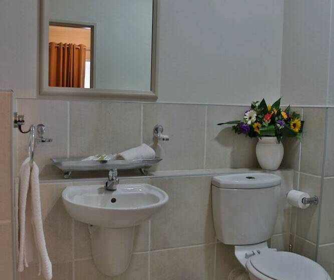 Апартаменты 2 Спальни, Westay Westpoint Apartments