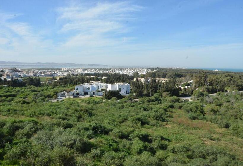 سوئیت با تخت بزرگ, Golden Carthage Hotel Tunis