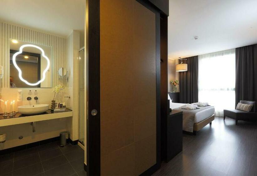 Номер Стандарт Адаптированный для Инвалидов, Best Western Premier Chc Airport