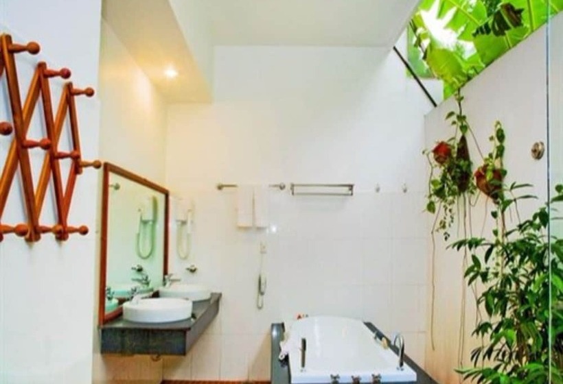 اتاق سوپریور, Nui Thom Ecolodge