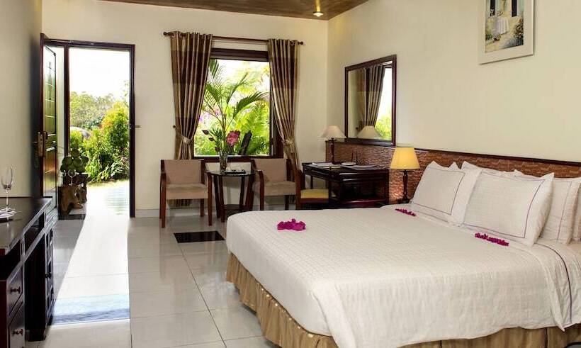 سوییت, Nui Thom Ecolodge