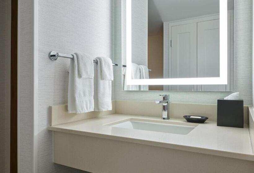 プールビュースタンダードルーム, Courtyard By Marriott Los Angeles Pasadena Old Town
