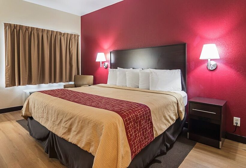 Номер Superior, Red Roof Inn & Suites Lake Orion/ Auburn Hills