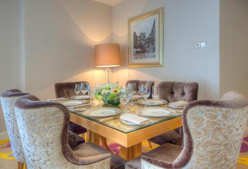 Люкс 3 Спальни, The Chateau Spa & Wellness Resort