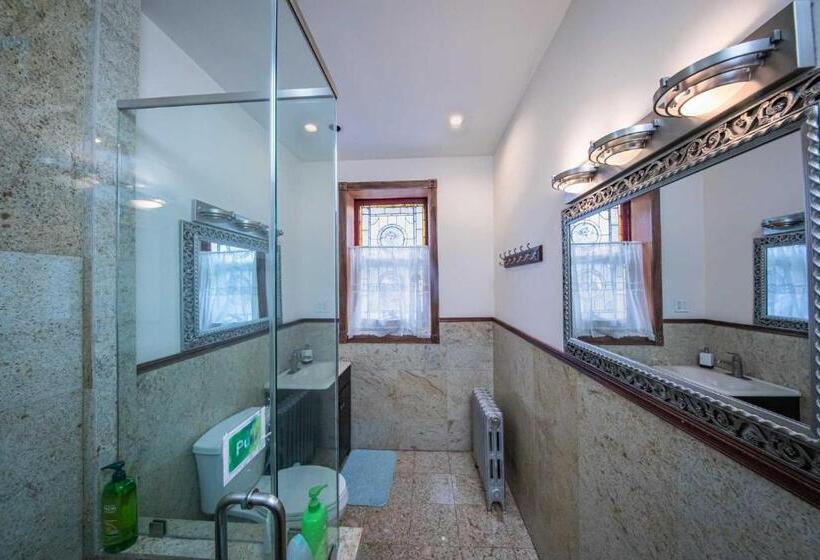 Полулюкс Вид на Сад, Lefferts Gardens Residence
