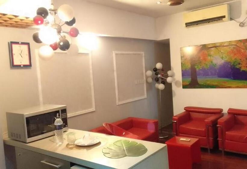 سوییت, Contemporary Heights Hotel And Apartments