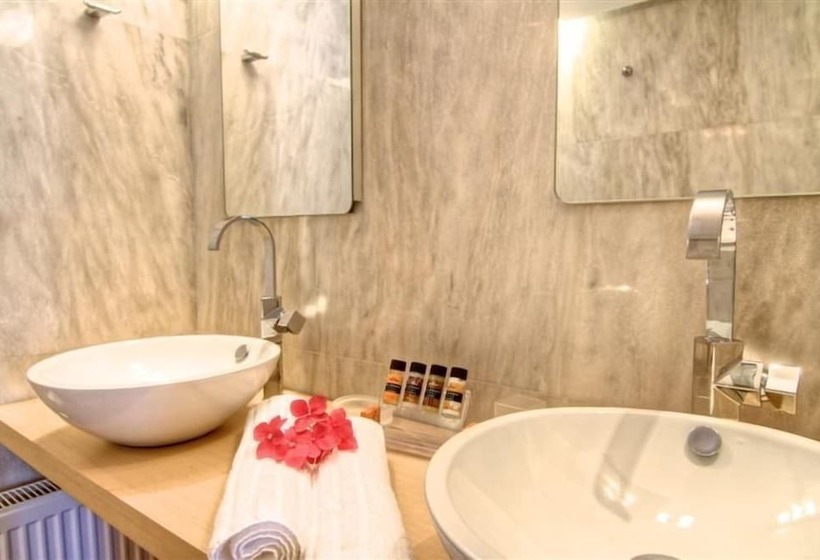Полулюкс, Bellagio Luxury Boutique