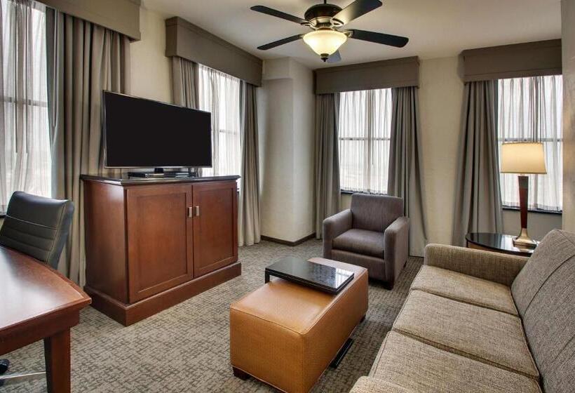 Chambre Deluxe Adaptée aux Personnes à Mobilité Réduite, Drury Plaza Hotel San Antonio Riverwalk