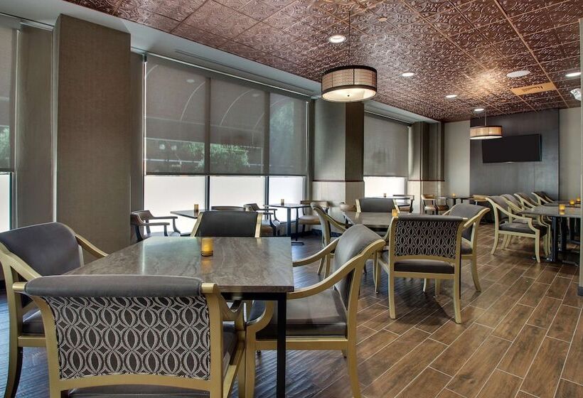 Suite, Drury Plaza Hotel San Antonio Riverwalk