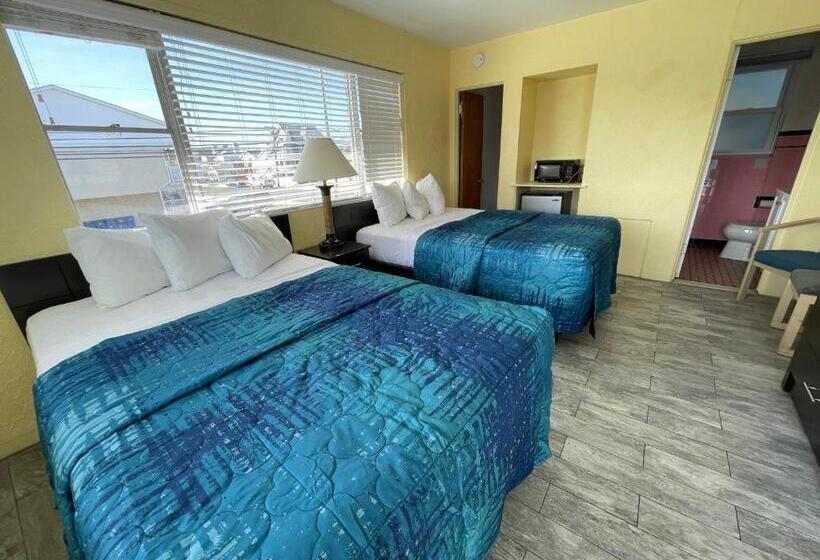 Номер Стандарт 2 Двуспальные Кровати, Sandy Shores Resort