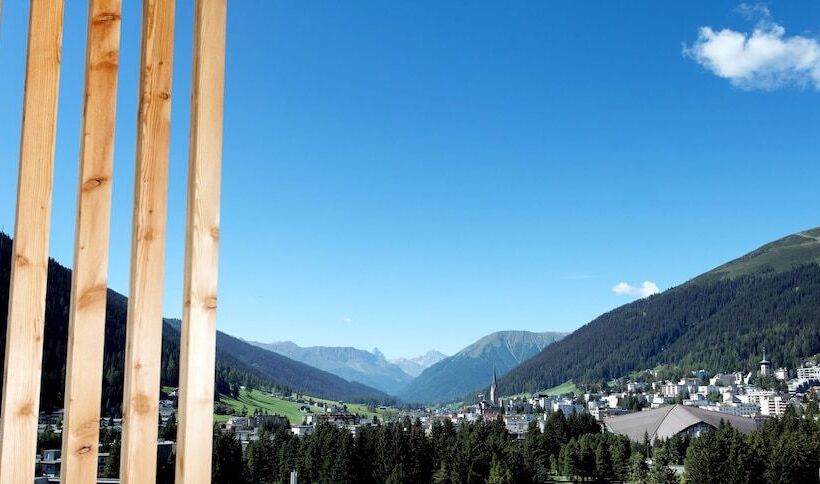 Семейный Номер, Hilton Garden Inn Davos