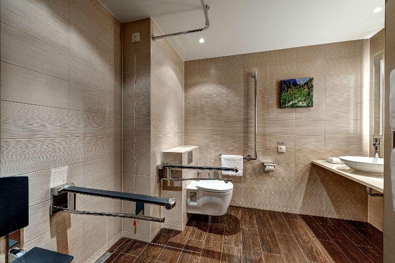 Стандартный Номер Кровать Кинг, Hilton Garden Inn Davos