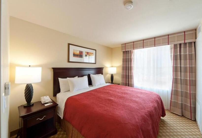 带大床的套房, Holiday Inn & Suites   Barstow, An Ihg