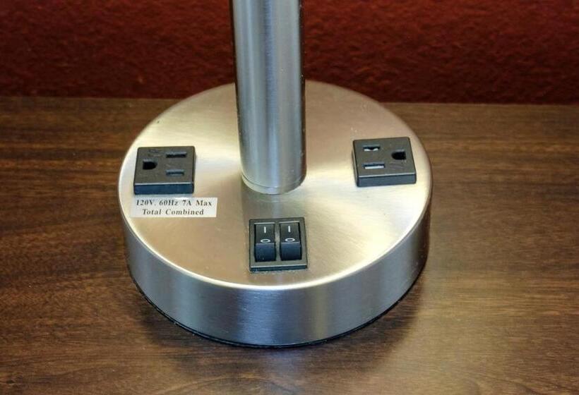 Номер Deluxe Кровать Кинг, Red Roof Inn & Suites Lake Charles