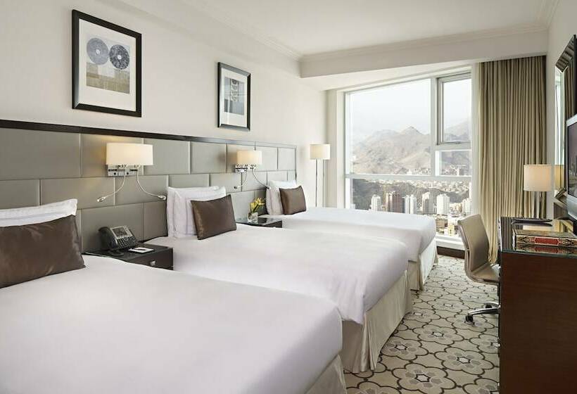 חדר קלאסי לשלושה, Swissotel Makkah
