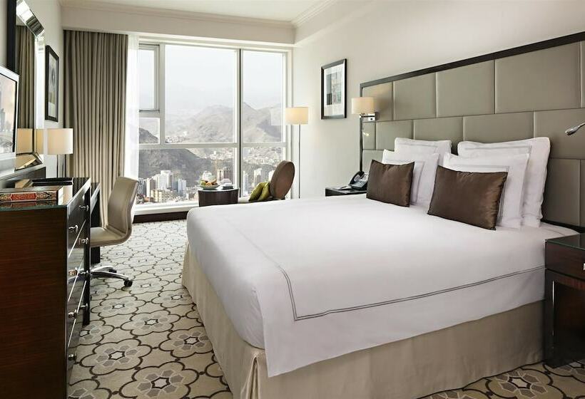 Номер Классика Двуспальная Кровать, Swissotel Makkah
