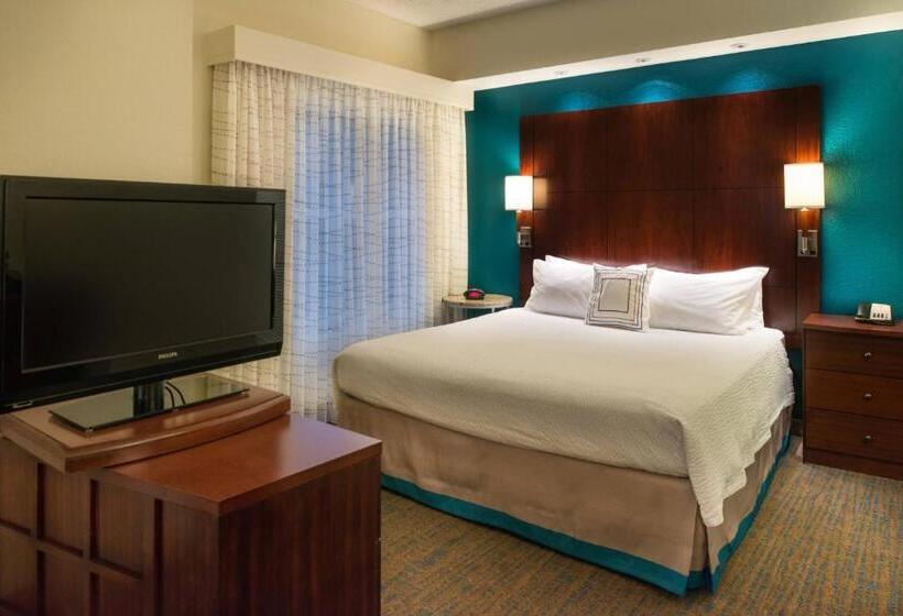 带大床的标准工作室, Residence Inn Gainesville I 75