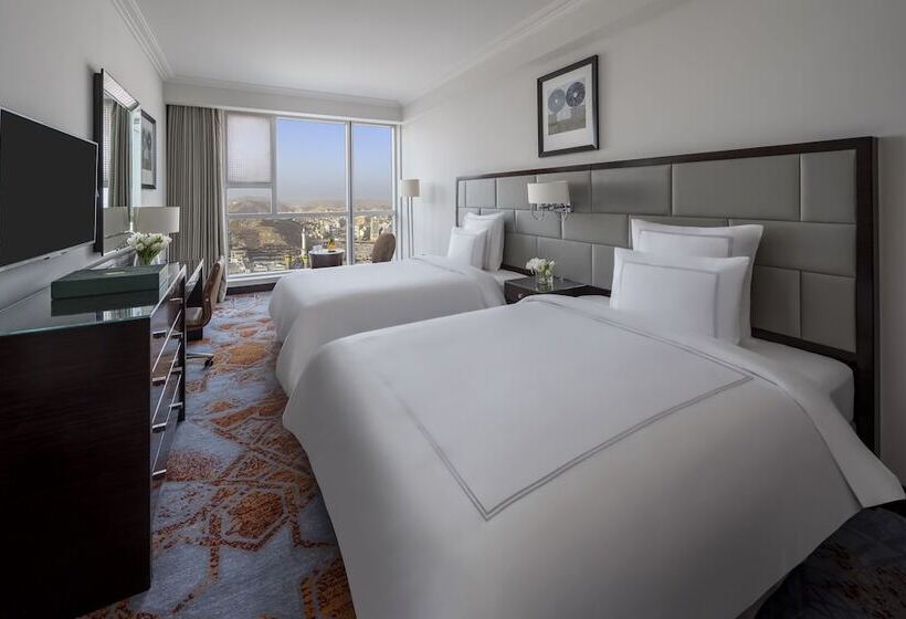 Четырехместный Номер Классик, Swissotel Makkah