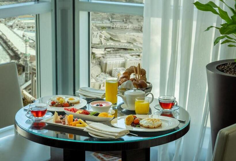 سوییت جونیور با چشم‌انداز شهر, Swissotel Makkah