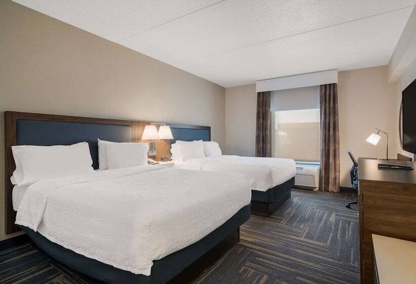 Номер Стандарт, Hampton Inn & Suites Plattsburgh