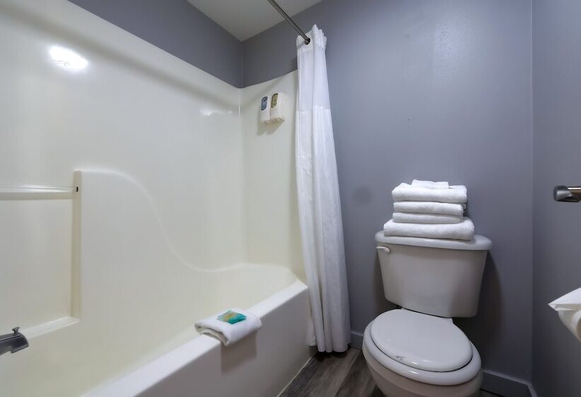 Номер Стандарт 2 Двуспальные Кровати, Oyo Waves Hotel Newport Or Nye Beach