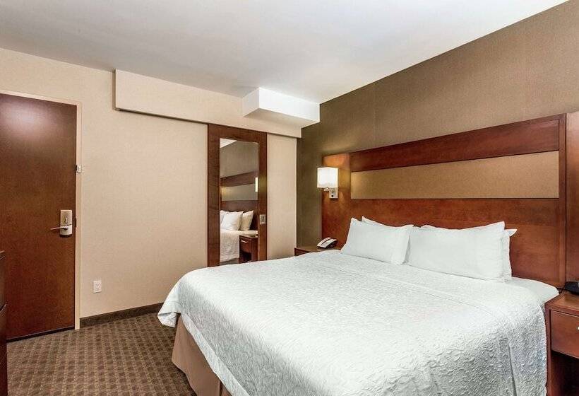 스탠다드 룸 더블 침대, Hampton Inn Manhattan Grand Central