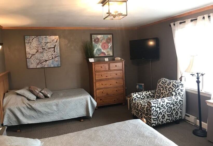 Номер Стандарт, Simmons Motel And Suites