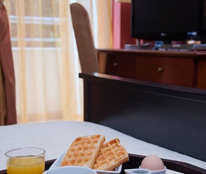 Номер Executive, Anastazia Luxury Suites & Spa