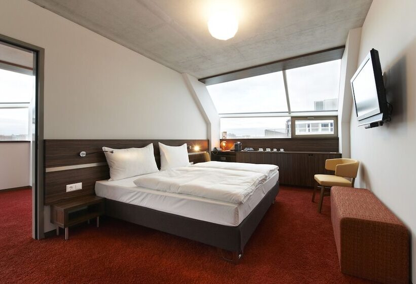 스위트, Simm S Hotel   Cityhotel Next To Metro U3