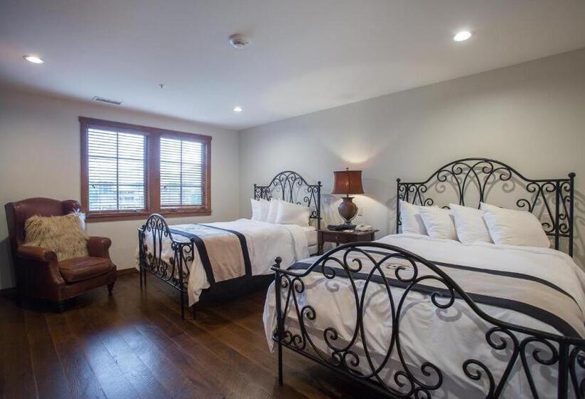 Апартаменты 2 Спальни, Silver Baron Lodge