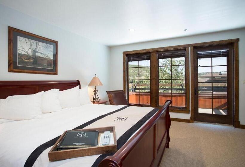 Апартаменты 3 Спальни, Silver Baron Lodge