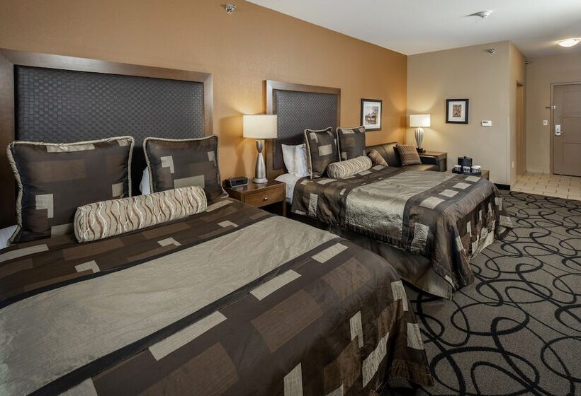 Номер Deluxe, Clubhouse Hotel And Suites