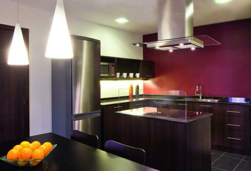 2 Bedroom Apartment, Mövenpick Hotel Apartments Al Mamzar Dubai