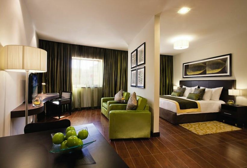 Deluxe Room, Mövenpick Hotel Apartments Al Mamzar Dubai