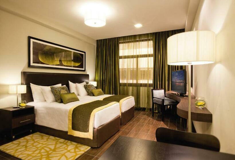 Superior Room, Mövenpick Hotel Apartments Al Mamzar Dubai