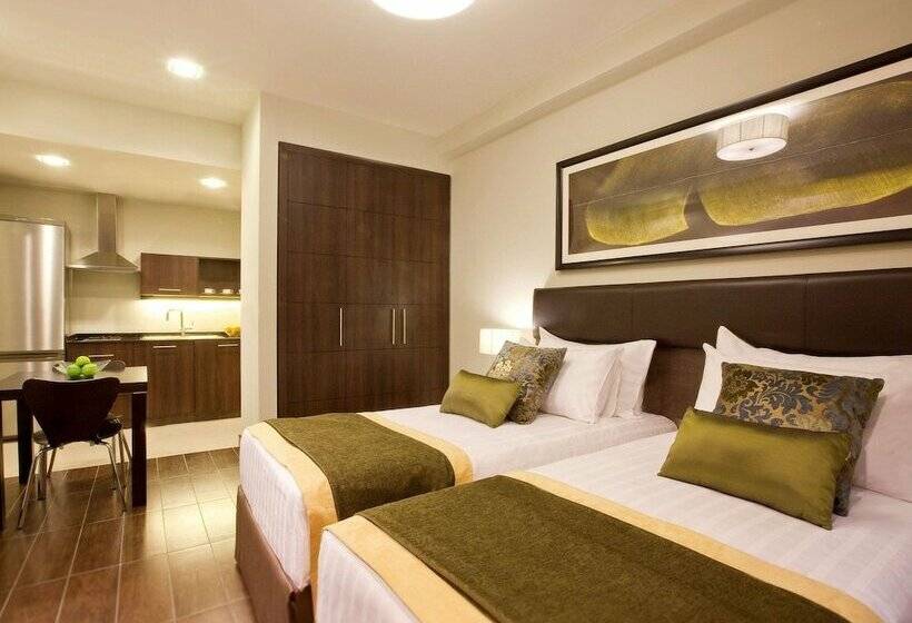 Superior Room, Mövenpick Hotel Apartments Al Mamzar Dubai