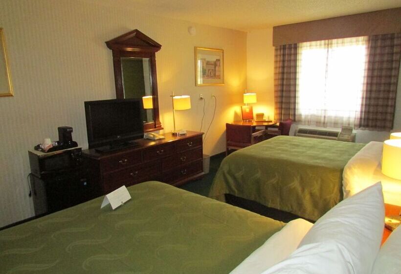 Номер Стандарт 2 Двуспальные Кровати, Quality Inn Evanston Near Wyoming Downs