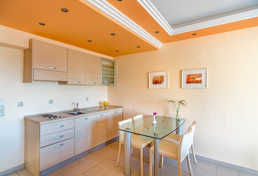 Family Suite, Ai Yannis Suites And Apartments