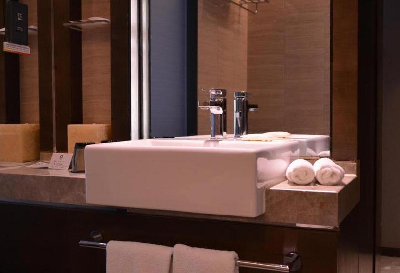 豪华房间, The Qube Hotel Shanghai Xinqiao