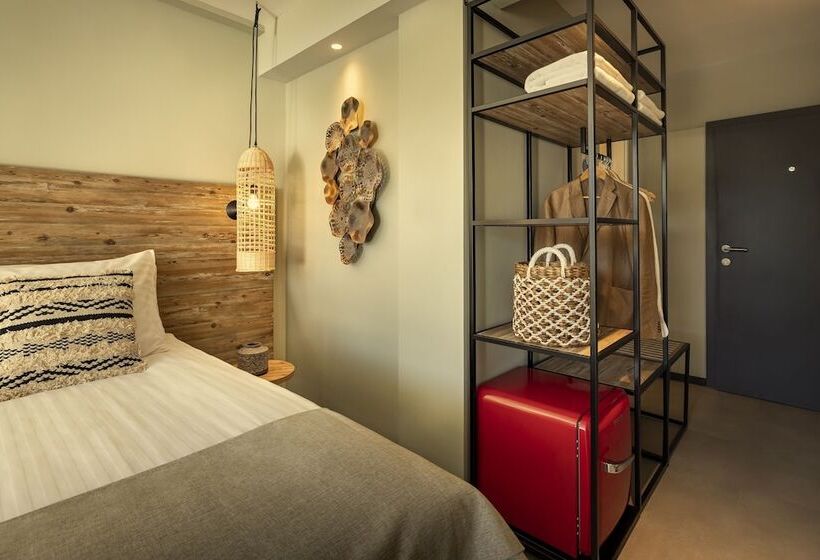 스탠다드 룸 측면 바다 전망, Places Hvar Hotel By Valamar