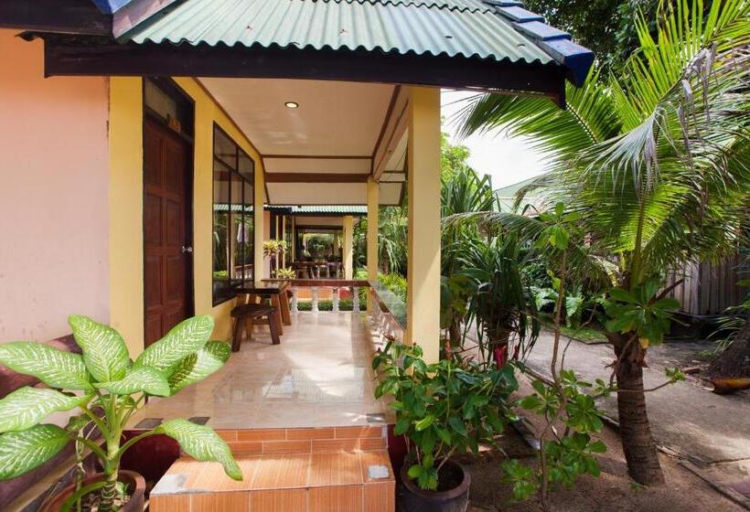 디럭스 방갈로, Lanta Riviera Beach Resort