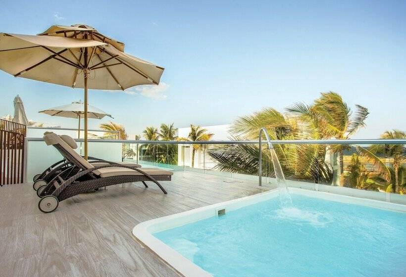 スイートクラブ シービュー, Grand Oasis Tulum Riviera