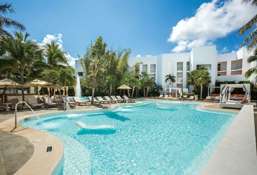 ジュニアスイートクラブ シービュー, Grand Oasis Tulum Riviera