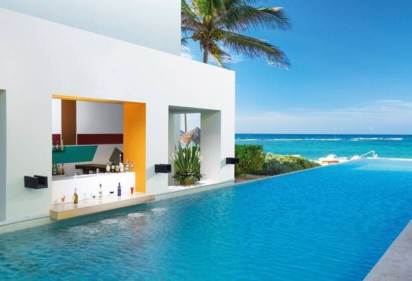 キングサイズベッドのクラブルーム, Grand Oasis Tulum Riviera