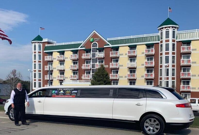Номер Deluxe Кровать Кинг, Days Inn By Wyndham Petoskey