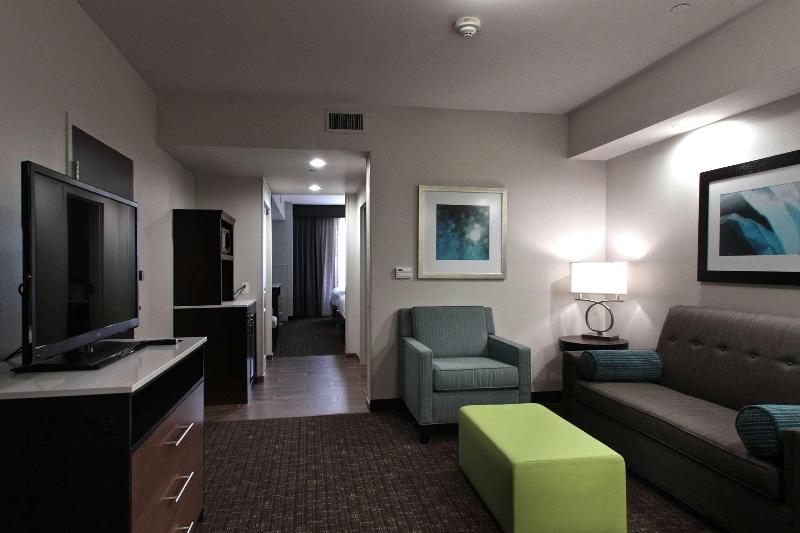 Полулюкс Кровать Кинг, Hilton Garden Inn Victoria